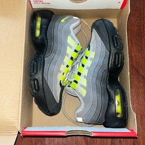 Nike Air Max 95 OG (PS) Size 11.5c